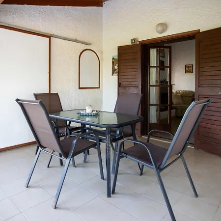 Seaside Retreat For Families And Pets * Messíni