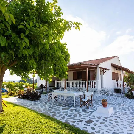 Seaside Retreat For Families And Pets Messíni