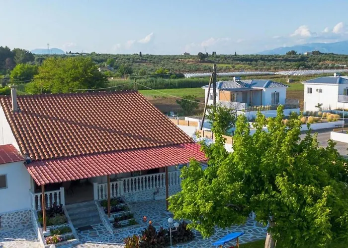 Seaside Retreat For Families And Pets Vakantiehuis